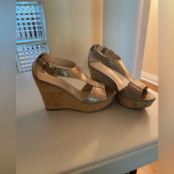 Franco Sarto gold colour sandals, wedge size 5,5 - Picture 4 of 7